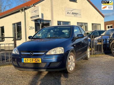 Opel Corsa 1.2-16V Silverline Lees tekst!