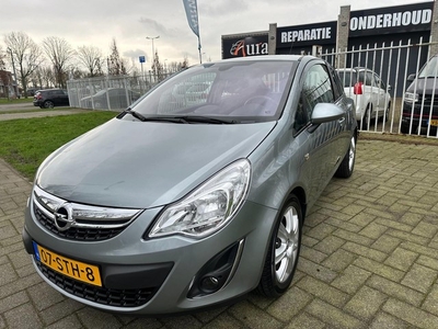 Opel Corsa 1.4-16V Cosmo