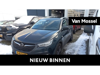 Opel Grandland Benzine