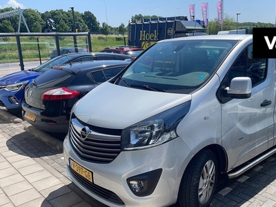 Opel Vivaro 1.6 CDTI L2H1 Dubbelcabine Innovation EcoFlex 145 PK | Navigatie | Parkersensoren & Camera | Lederen Bekleding | Stoelverwarming |