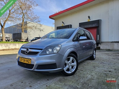 Opel Zafira 2.2 Executive 7 Personen Airco Navi