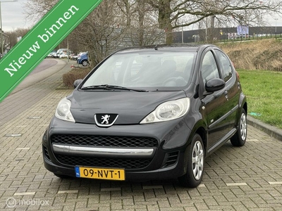 Peugeot 107 1.0-12V Millesim 200 NAP Airco 5Deurs