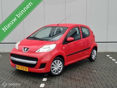 Peugeot 107 1.0-12V Sublime