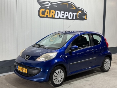 Peugeot 107 1.0-12V XR