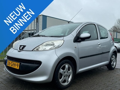 Peugeot 107 1.0-12V XS 5-deurs/Airco/NAP/APK