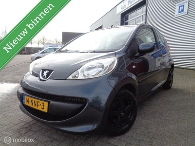 Peugeot 107 1.0-12V XS/Airco/Lm velgen/Navi/Bluetooth/Perfect onderhouden