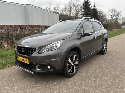 Peugeot 2008 1.2 PureTech Allure / AUTOMAAT / PANORMADAK /