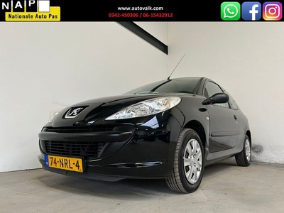 Peugeot 206+ 1.1 XR LAGE KM! Zuinig. APK 11-2024!