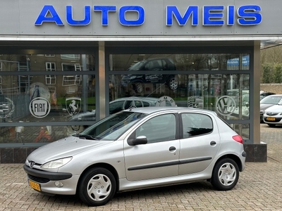 Peugeot 206 1.4 Gentry 5DRS Airco Cruise Control