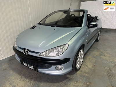 Peugeot 206 CC 2.0-16V 132000km NAP zeer netjes