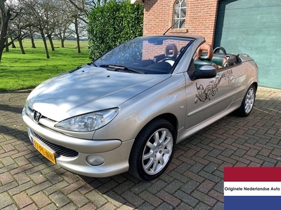 Peugeot 206 CC 2.0-16V Roland Garros Airco Cabrio Trekhaak