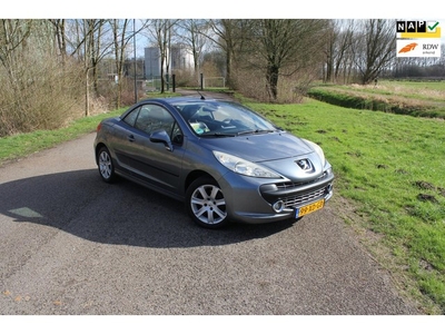 Peugeot 207 CC 1.6 VTi Première