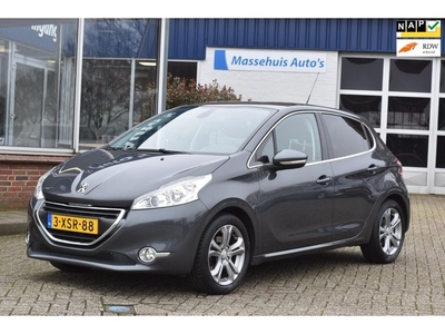 Peugeot 208 1.2 VTi Allure Navi Clima Cruise Trekhaak PDC