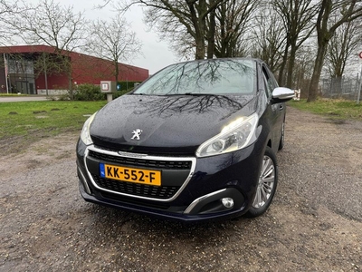 Peugeot 208 1.6 BlueHDi Executive 5D (bj 2016)