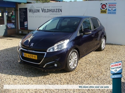 Peugeot 208 Benzine