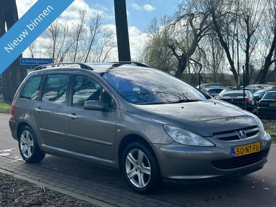 Peugeot 307 2.0 16V Pack 7 PERSOONS!AIRCO!KOOPJE!