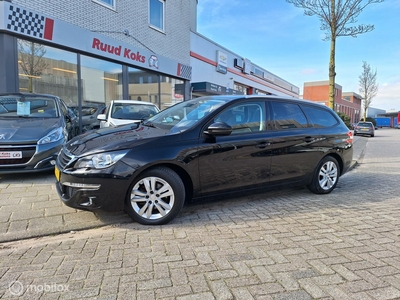 PEUGEOT 308 SW 1.2 PURETECH BLUE LEASE EXECUTIVE / Panoramadak / Trekhaak /