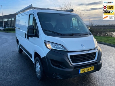 Peugeot Boxer 330 2.0 BlueHDI L2H1 Premium, 1E EIG, GEEN