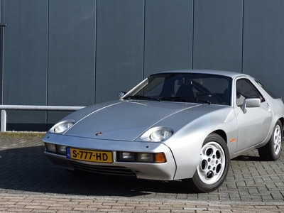 Porsche 928 4.5 Coupé