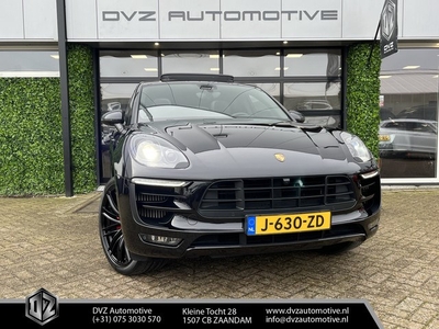 Porsche Macan 3.0 S Sport Design Pano Carbon 21