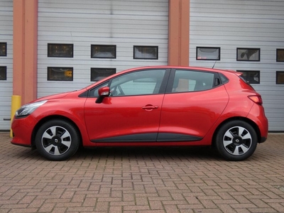 Renault Clio 0.9 TCe Eco2 Expression Metallic lak