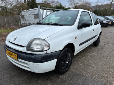 Renault Clio 1.2 RN MAX