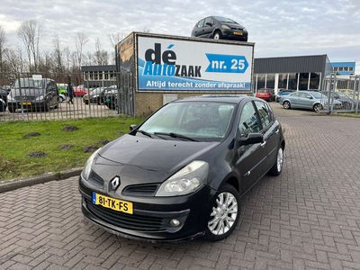 Renault Clio 1.4-16V Exception