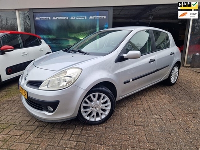 Renault Clio 1.6-16V Dynamique Luxe NIEUWE APK12 MND