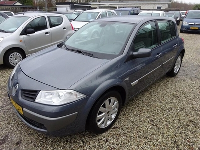 Renault Mégane 1.6-16V Business Line airco cruise control