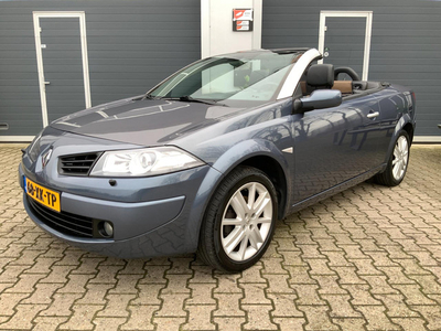 Renault Mégane Coupé-Cabriolet 2.0-16V Exception Leder