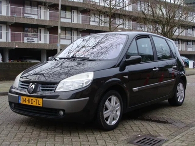 Renault Scénic 1.6-16V Privilège Luxe (bj 2005)