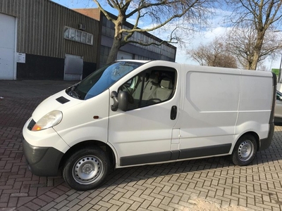 Renault Trafic 2.0 dCi * Koppeling versleten ! Klatch is