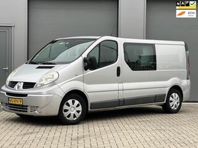 Renault TRAFIC 2.5 dCi Automaat Dubbelcabine Marge Airco Trekhaak Cruise Control 2 sleutels