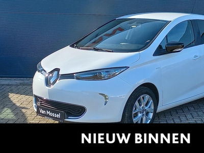 RENAULT ZOE R110 Limited 41 kWh | KOOP ACCU | Bose | Stoelverwarming | Achteruitrijcamera | Navigatie | LMV 16''