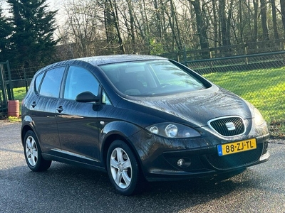 Seat Altea 1.6 Comfortstyle /Airco/Trekhaak/NW APK/