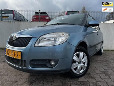 Skoda Fabia 1.6-16V Ambition/AUTOMAAT/AIRCO/NAP/APK