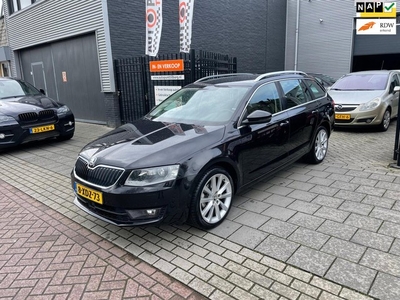 Skoda Octavia Combi 1.4 TSI Greentech Elegance Businessline