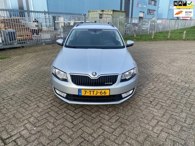 Skoda Octavia Combi 1.6 TDI Greenline Businessline