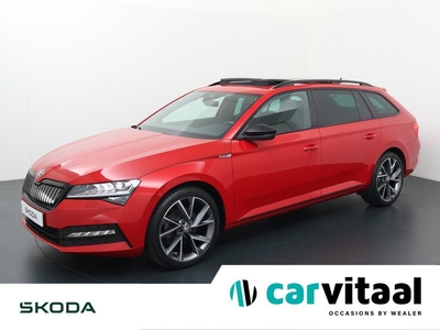 Skoda Superb Combi 1.4 TSI iV Sportline Business | 218 PK | Elektrisch bedienbaar panoramadak | Elektrisch bedienbare achterklep | Trekhaak wegklapbaar |