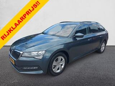 Skoda SUPERB Combi 1.5 TSI ACT Business Edition Automaat, airco,trekhaak,cruise,stoelverwarming,parkeersensoren,navigatie,achteruitrijcamera,