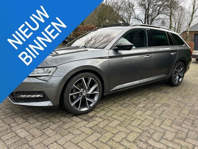 Skoda Superb Combi 1.5 TSI ACT Sportline Pano NL Auto