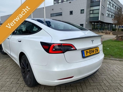 Tesla Model 3 Performance 75 kWh 8 maart binnen