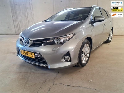 Toyota Auris Touring Sports 1.8 Hybrid Lease+