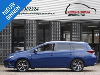 Toyota Auris TS HYBRID DYNAMIC ULTIMATE NAVI/ PDC V+A