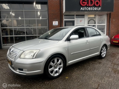 Toyota Avensis 2.0 VVTi Executive