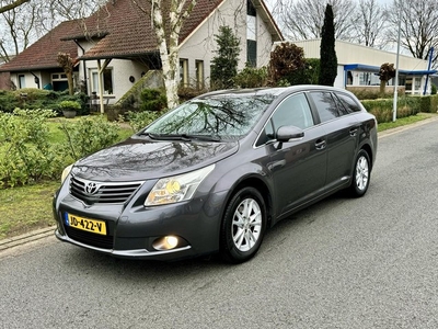 Toyota Avensis Wagon 1.8 VVTi 147PK Trekhaak•Airco