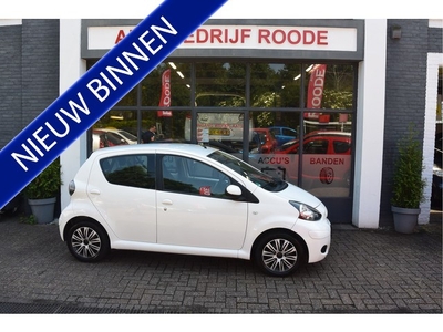 Toyota Aygo 1.0-12V 5-Drs White AIRCO,GOED ONDERHOUDEN!