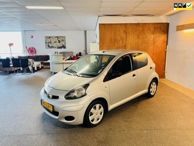 Toyota Aygo 1.0-12V Access Apk Nieuw,2e