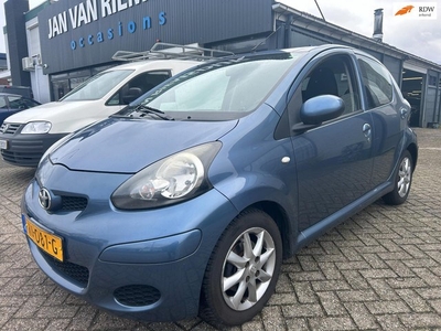 Toyota Aygo 1.0-12V APK 19-1-2025 elektrische ramen 5 deurs