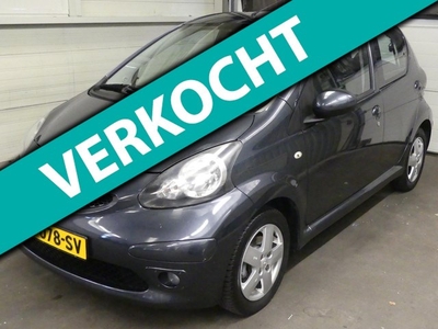 Toyota Aygo 1.0-12V + - Automaat - Airco - 5deurs - APK 2025